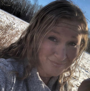 Meet your Posher, Thea